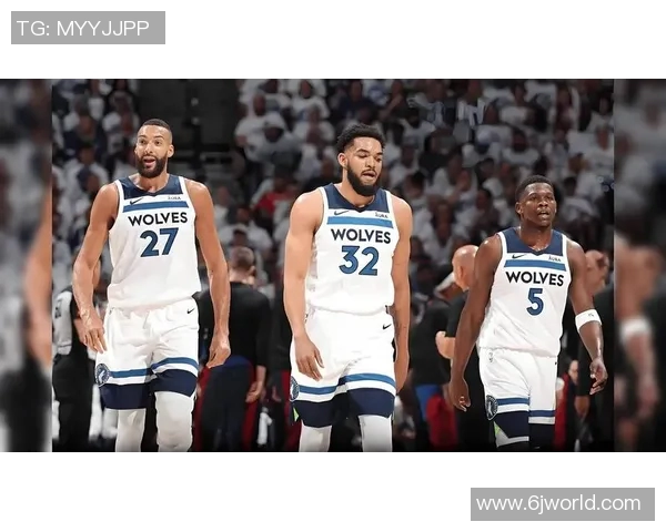 勇士在激烈对决中以128比120战胜小牛展现强大实力