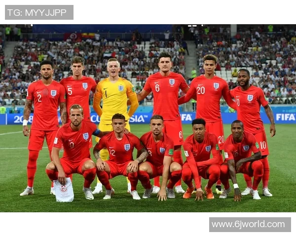 英格兰与中国足球对决激战正酣球迷热情高涨期待精彩瞬间